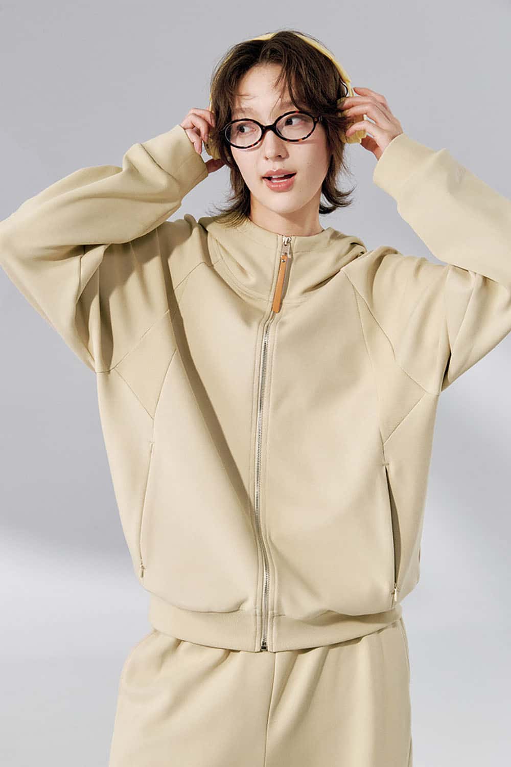 Lycra Jelly Zip-Up Hooded Jacket _ Lightweight Sporty Warmth Hoodie