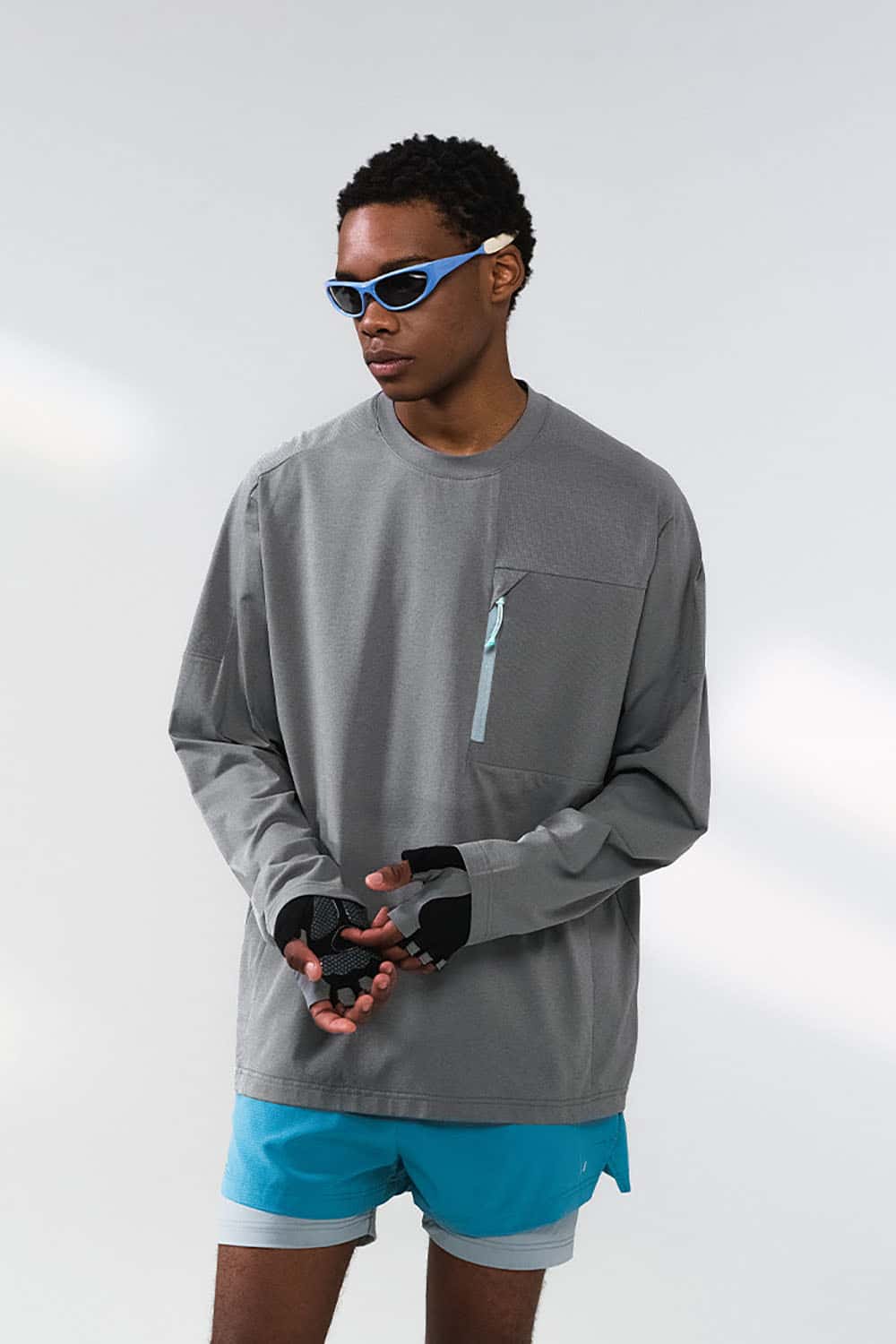Zipper Pocket Long Sleeve Performance Tee _ Outdoor Quick-Dry Contrast Crewneck Base Layer