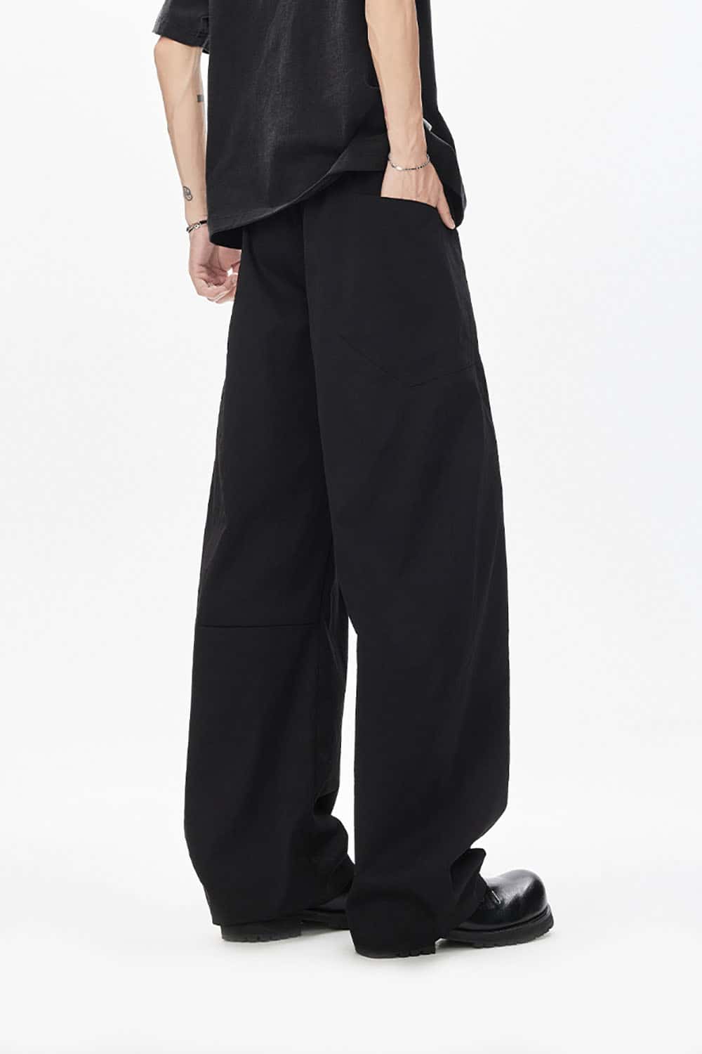 Wide-Leg Curved Seam Pleated Pants _ Solid Color Relaxed Fit Casual Trousers