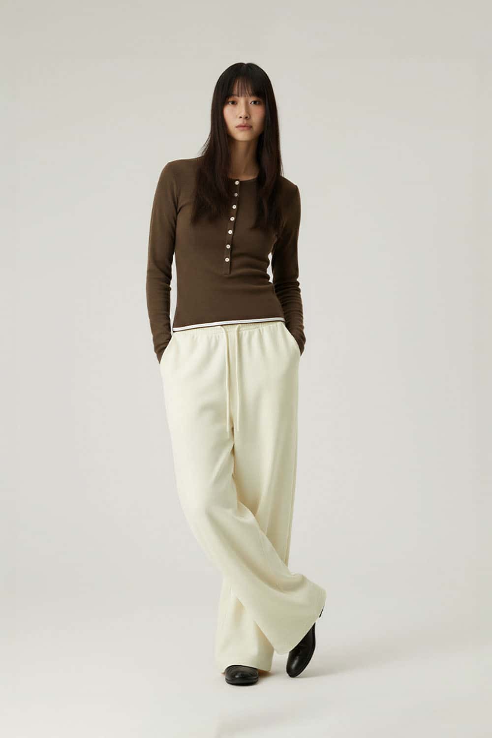 Lyocell Air-Layer Relaxed Banana Pants _ Mid-Rise Wide-Leg Flow Pants