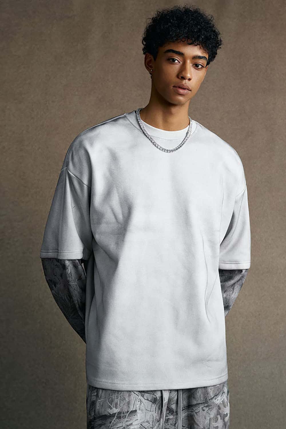 Vintage Spray-Dyed Camo Contrast Long Sleeve T-Shirt _ Loose Fit Fake Two-Piece Top