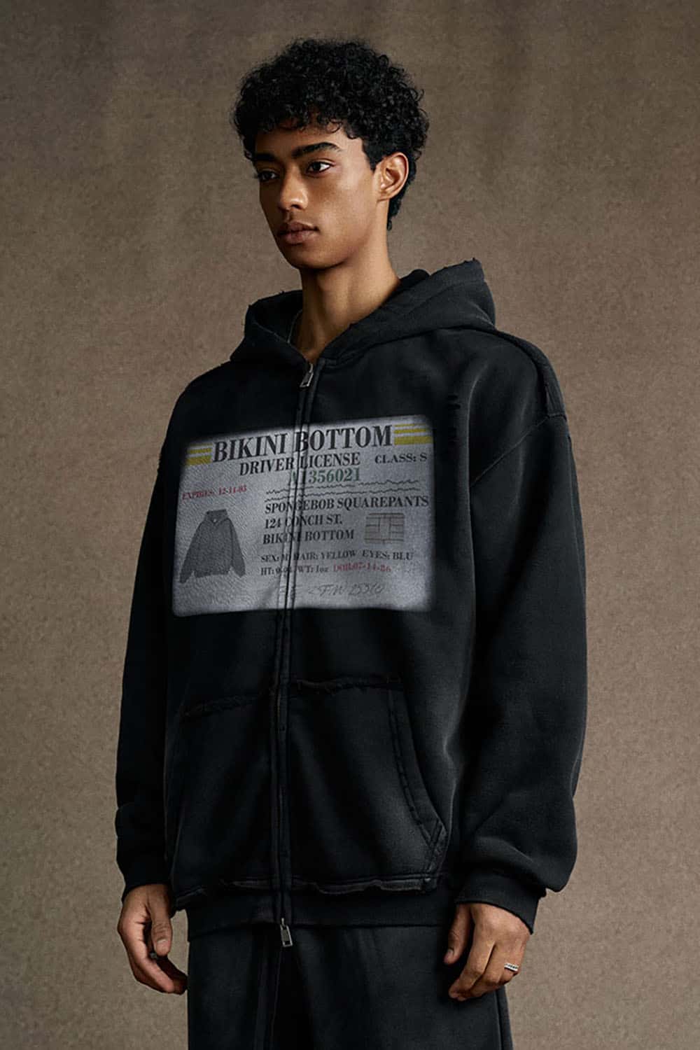 Distressed Graphic Spray-Dyed Zip-Up Hoodie _ Vintage Print Ripped Full Zip Jacket