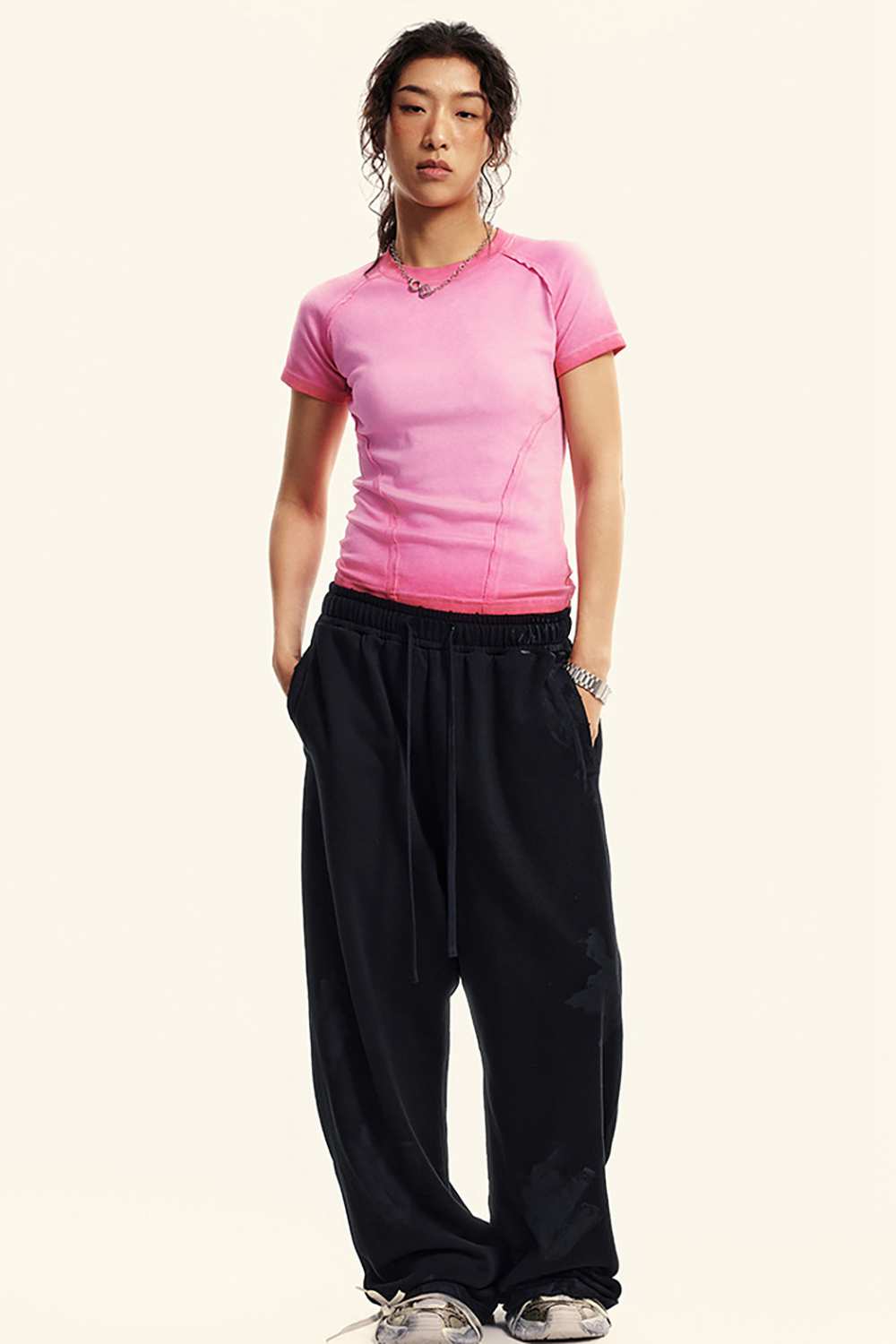 Gradient-Wash Raglan Cropped T-Shirt in Rose Pink - full-length front modeled view