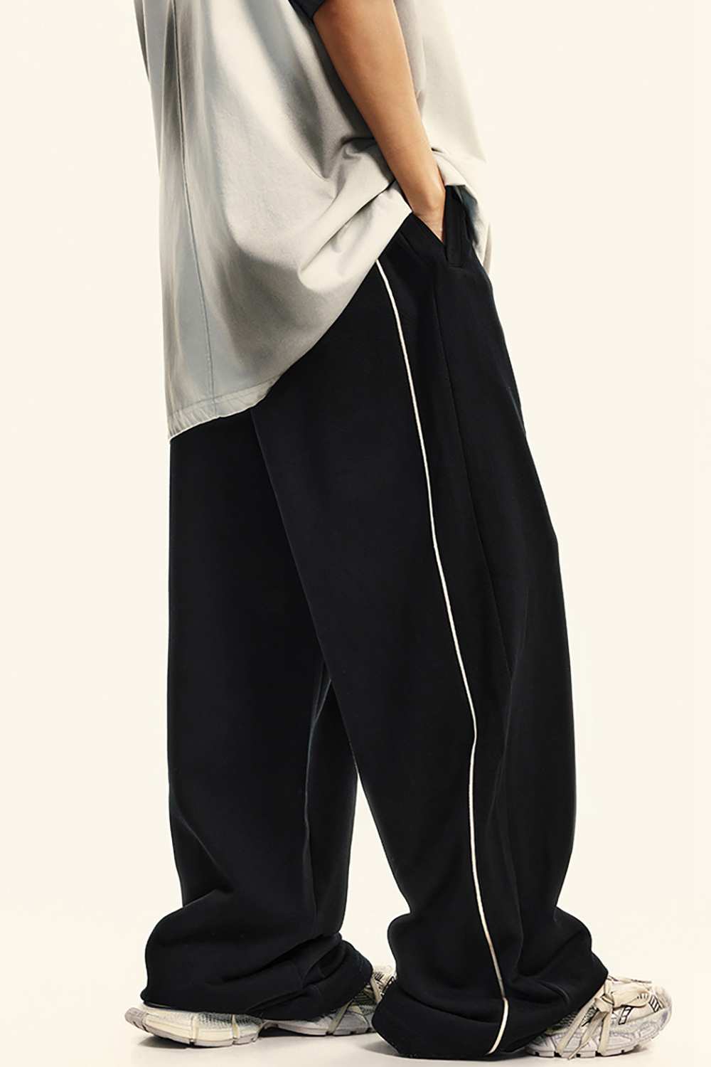 Unisex Vintage High Street Washed Wide-Leg Sweatpants - WearingLab