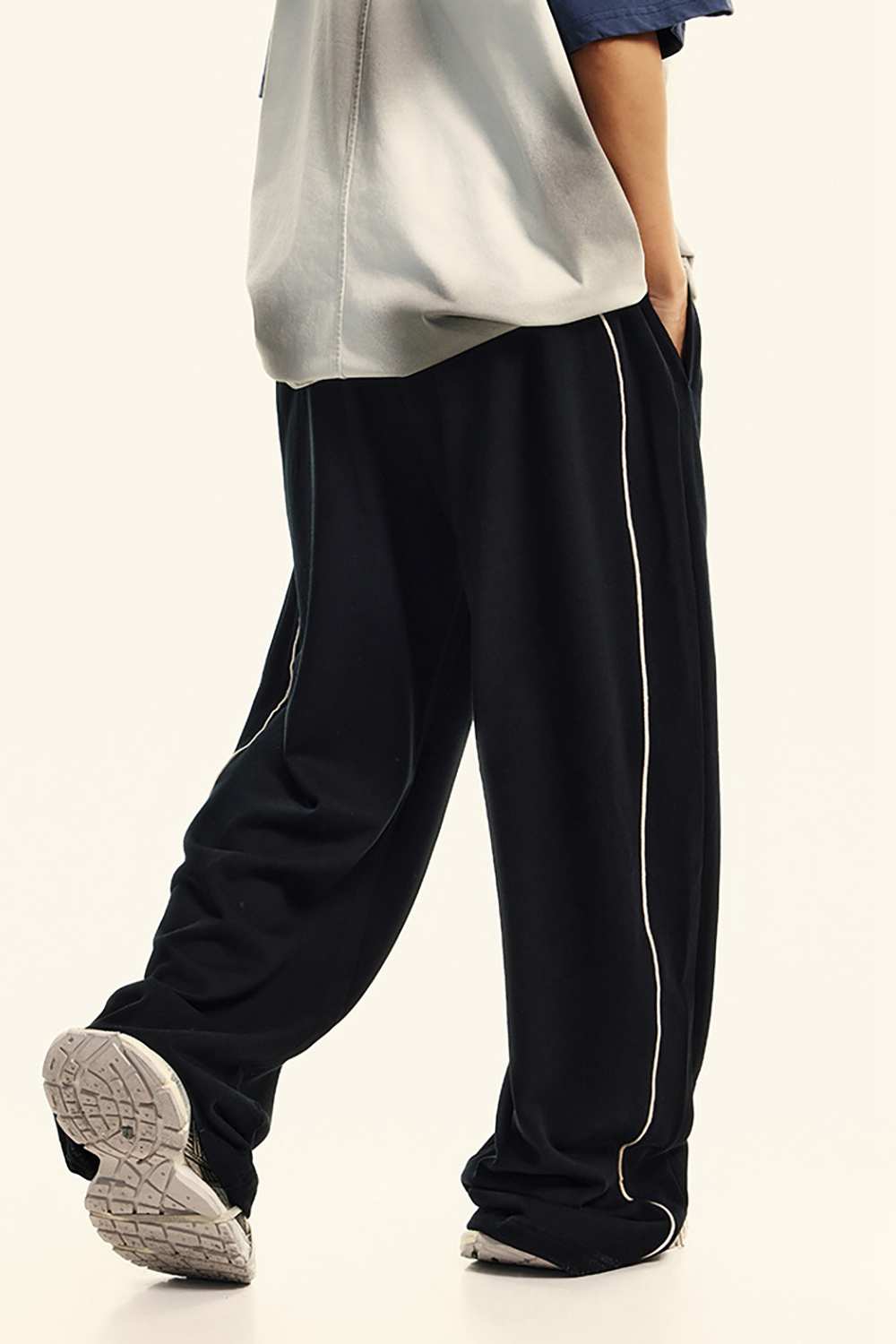 Unisex Vintage High Street Washed Wide-Leg Sweatpants - WearingLab