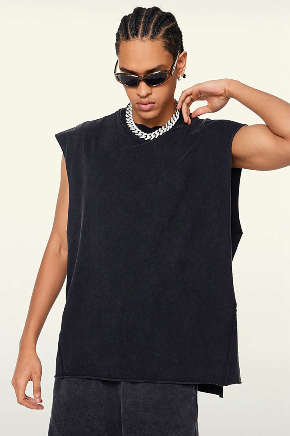 Washed Cotton Split-Hem Longline Tank Top in Fried Snowflakes - side modeled view