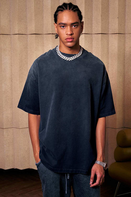 Breathable Gradient-Washed Relaxed Cotton T-Shirt in Navy Blue - front modeled close-up