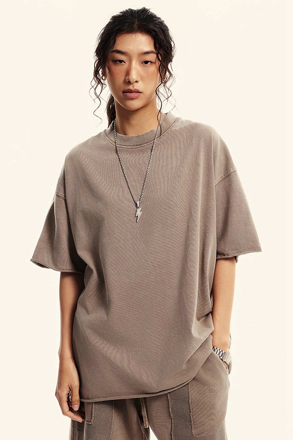 Heavyweight Washed Raw-Edge Cotton T-Shirt in Mud - front modeled view