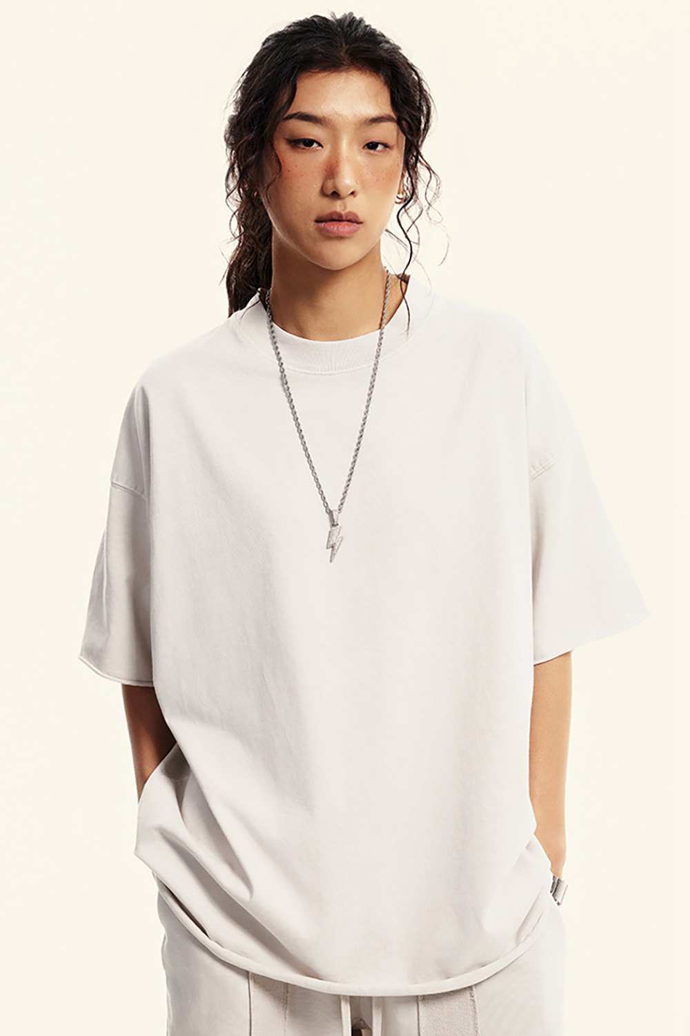 Heavyweight Washed Raw-Edge Cotton T-Shirt in Slate Rice - front modeled view