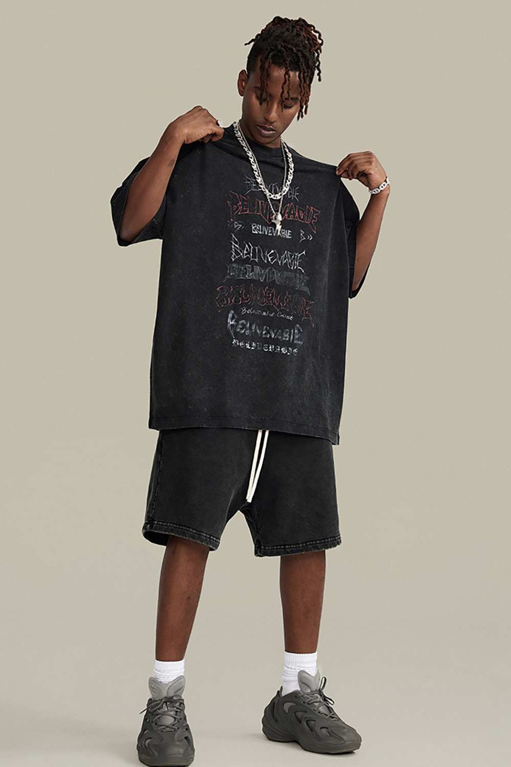 Loose Fit Vintage Washed Graphic Tee - Black