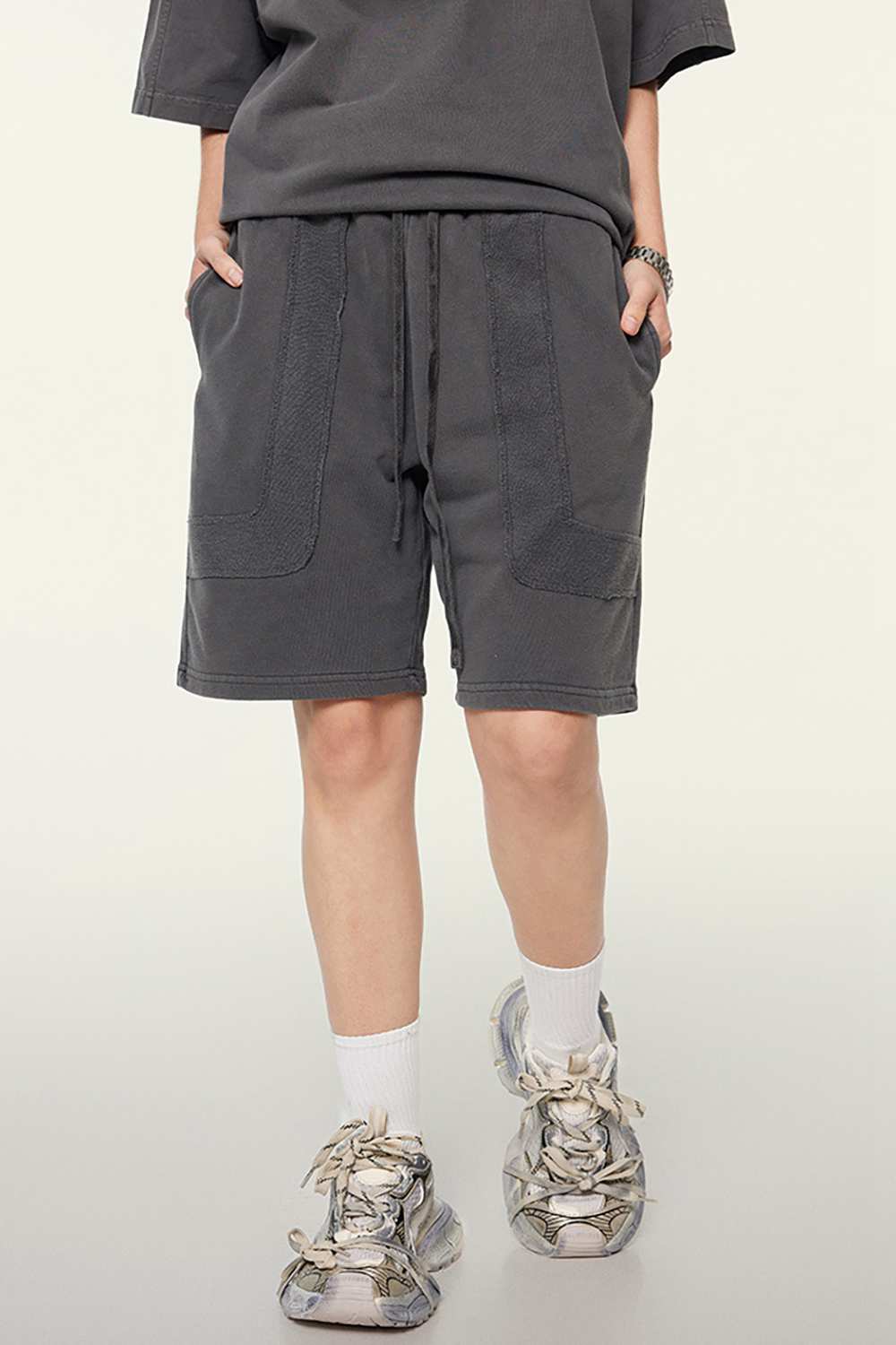 Vintage-Inspired Patchwork Shorts - Relaxed Fit, Heavy-Wash, High Street Style