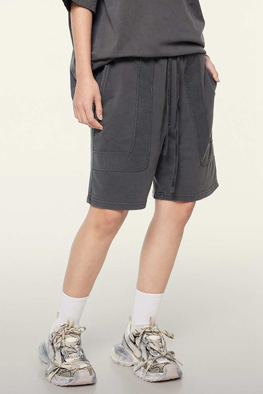 Vintage-Inspired Patchwork Shorts - Relaxed Fit, Heavy-Wash, High Street Style