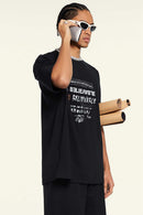 Quick-Drying Sorona Graphic T-Shirt in Metallic Black - front modeled view