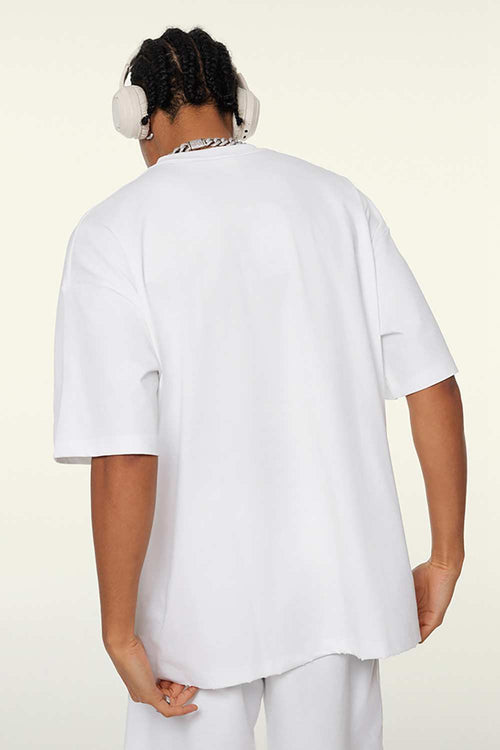 Quick-Drying Sorona Graphic T-Shirt in Teeth White - back modeled view