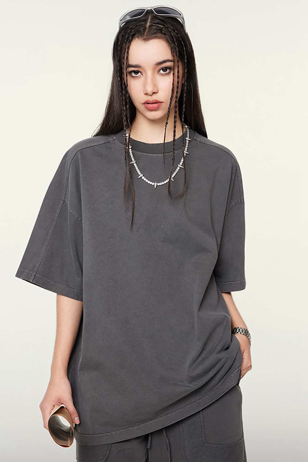 Vintage-Inspired Heavyweight T-Shirt - Modern High Street Style, Washed Texture