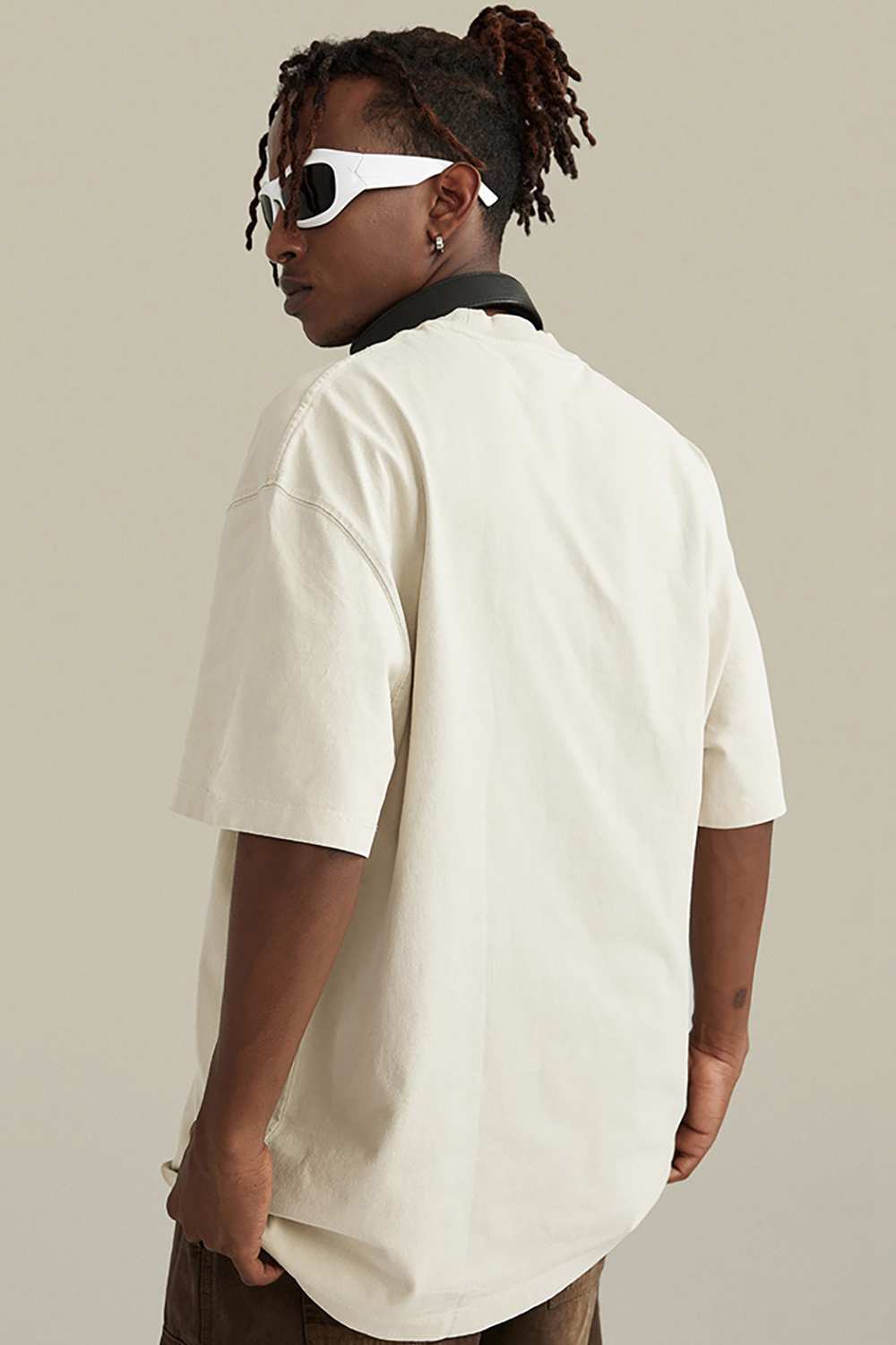 Washed Angel-Graphic Relaxed Cotton T-Shirt in Gray Apricot - back product view