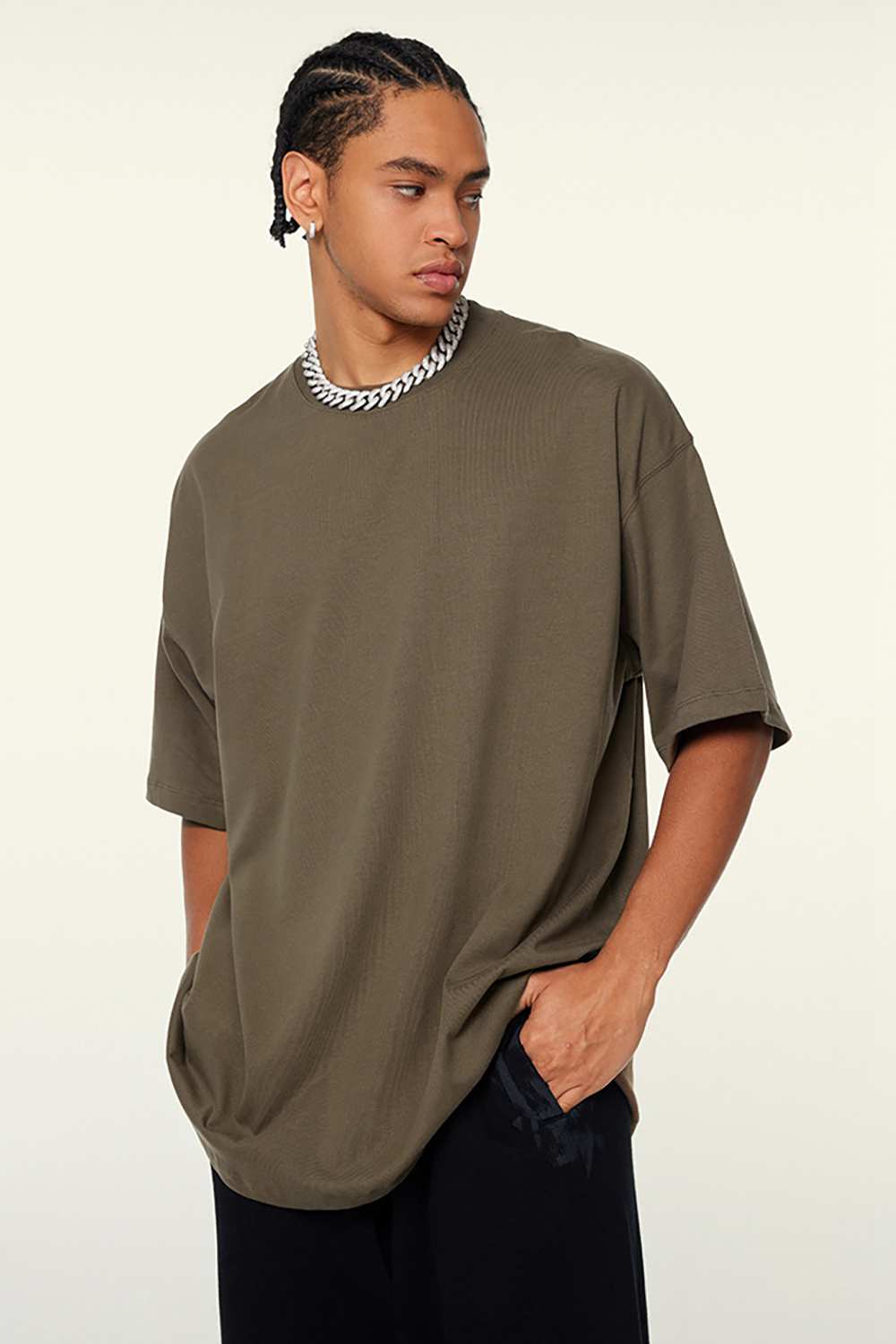 Heavyweight Cotton Relaxed Drop-Shoulder T-Shirt in Coffee - front modeled view