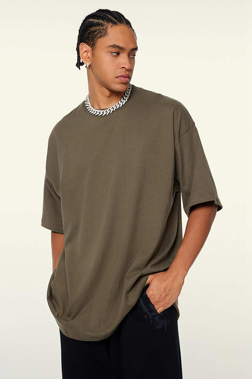 Heavyweight Cotton Relaxed Drop-Shoulder T-Shirt in Coffee - front modeled view