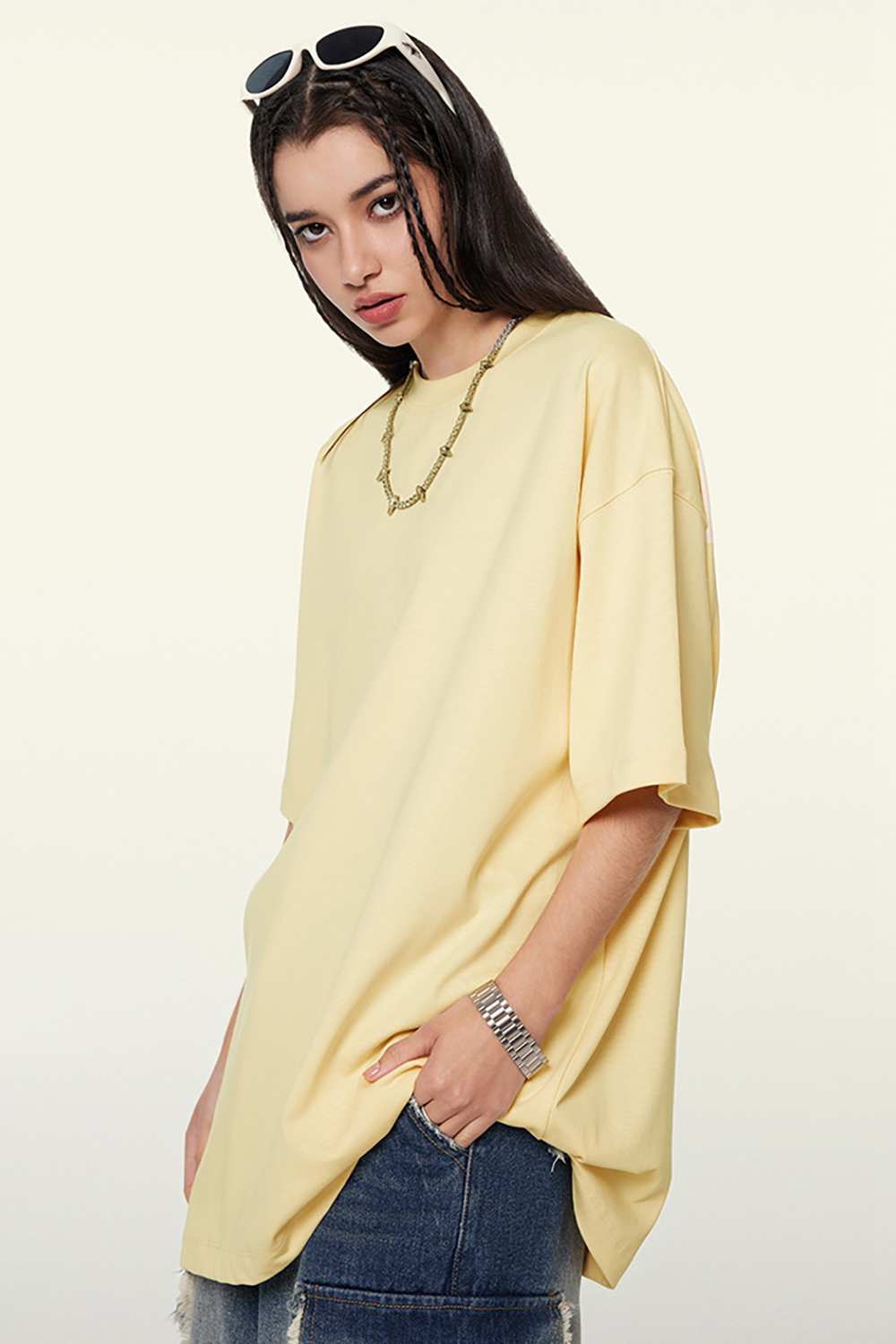 Heavyweight Cotton Relaxed Drop-Shoulder T-Shirt in Cream Apricot - front modeled view