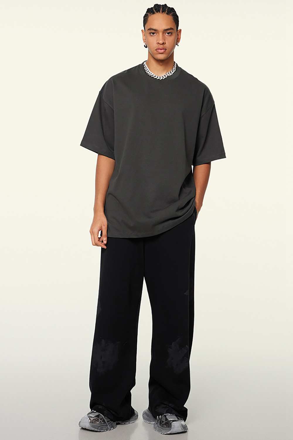 Heavyweight Cotton Relaxed Drop-Shoulder T-Shirt in Dark Gray - full-length front modeled view