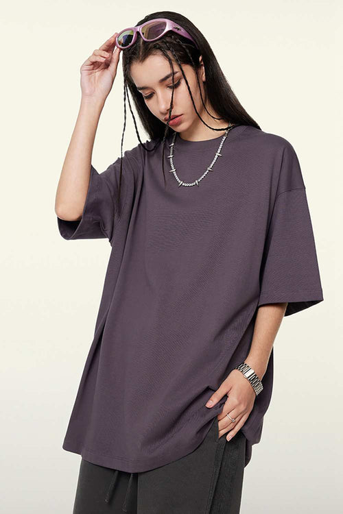 Heavyweight Cotton Relaxed Drop-Shoulder T-Shirt in Fade Purple - front modeled view