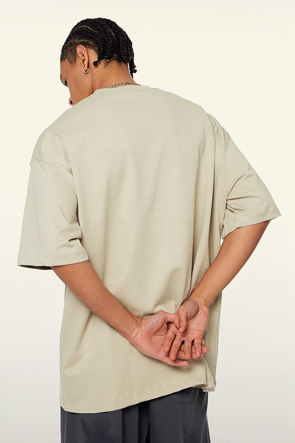Heavyweight Cotton Relaxed Drop-Shoulder T-Shirt in Gray Apricot - back modeled view