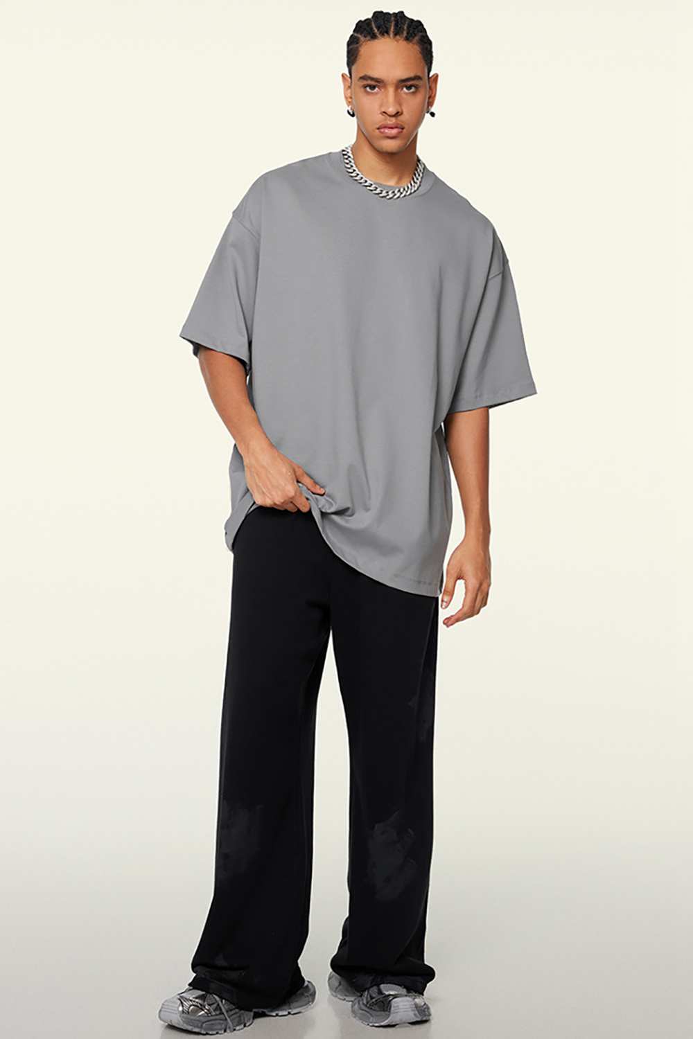Heavyweight Cotton Relaxed Drop-Shoulder T-Shirt in Medium Gray - full-length front modeled view