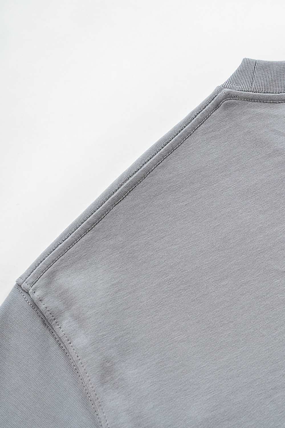 Heavyweight Cotton Relaxed Drop-Shoulder T-Shirt in Medium Gray - collar detail