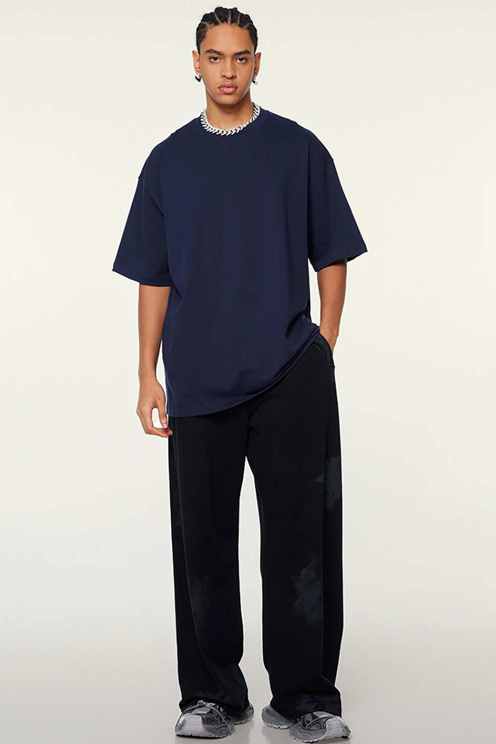 Heavyweight Cotton Relaxed Drop-Shoulder T-Shirt in Navy Blue - full-length front modeled view