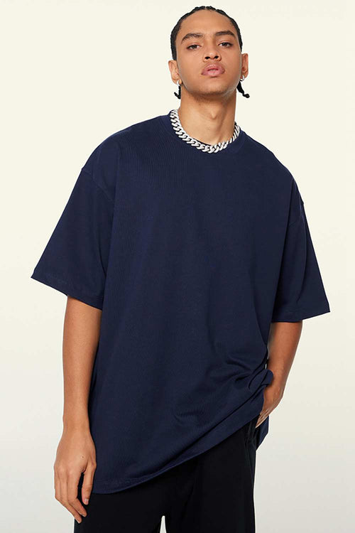 Heavyweight Cotton Relaxed Drop-Shoulder T-Shirt in Navy Blue - front modeled view