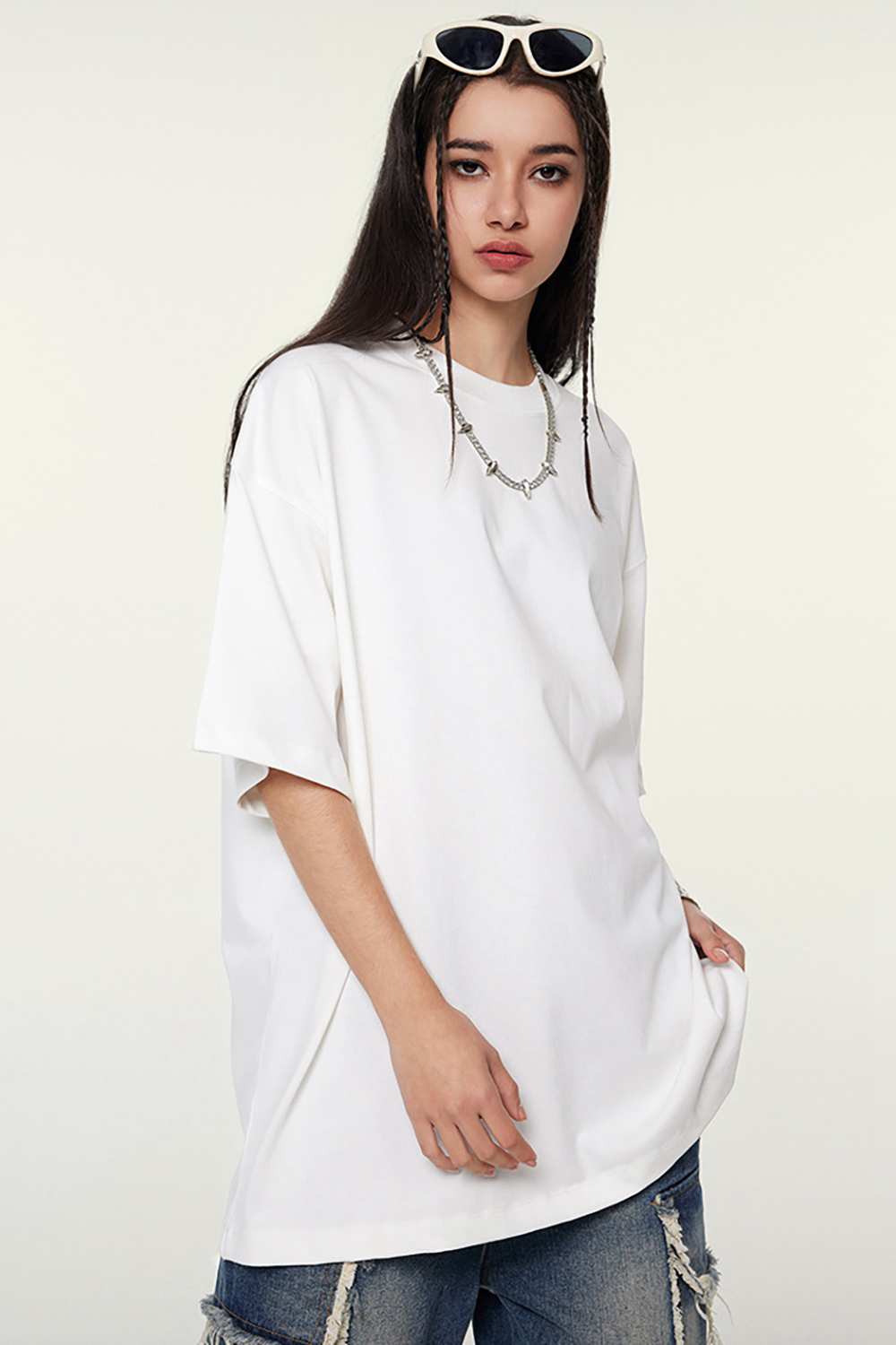Heavyweight Cotton Relaxed Drop-Shoulder T-Shirt in White - front modeled view