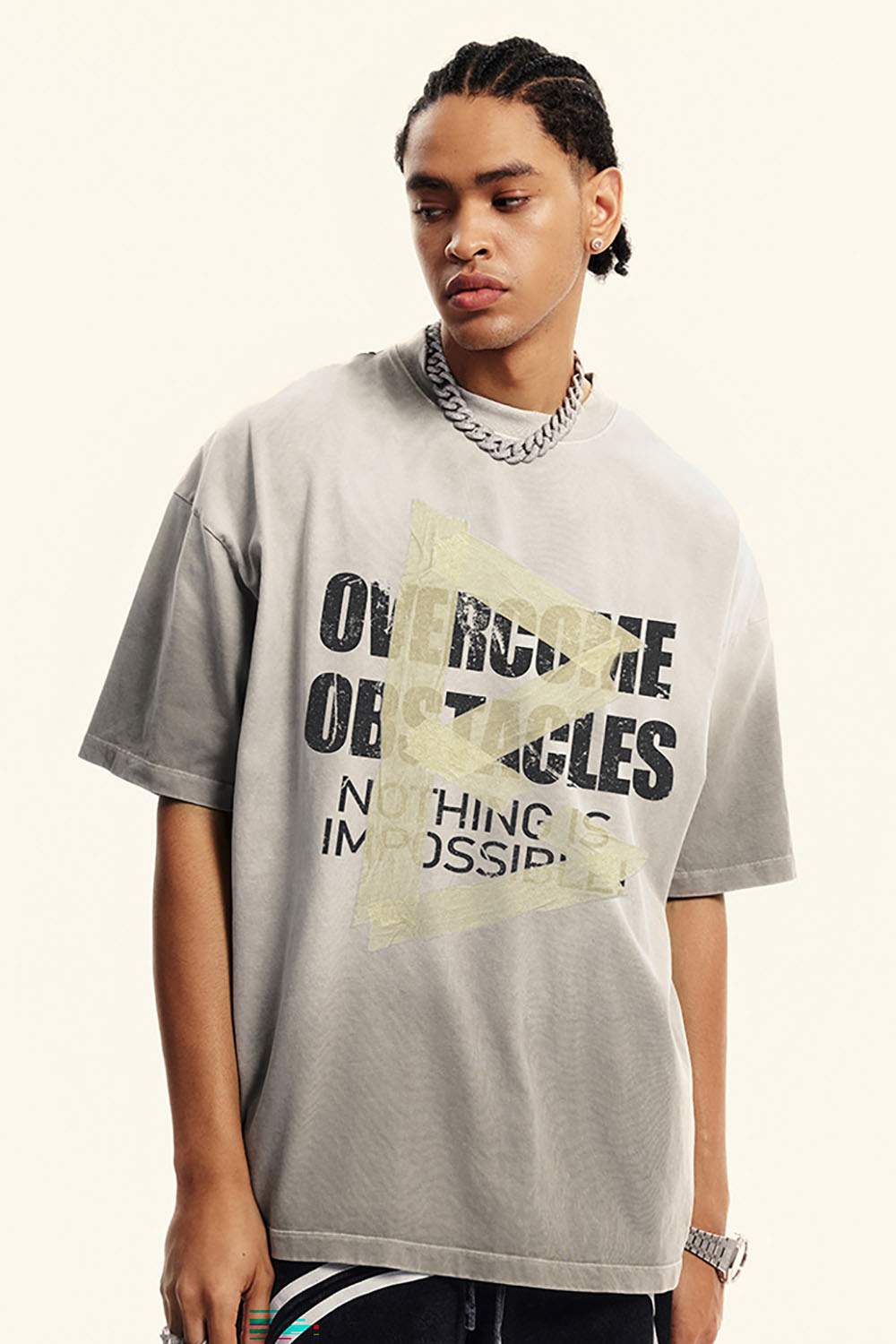 Washed Distressed-Lettering Boxy Graphic T-Shirt in Light Gray - graphic detail