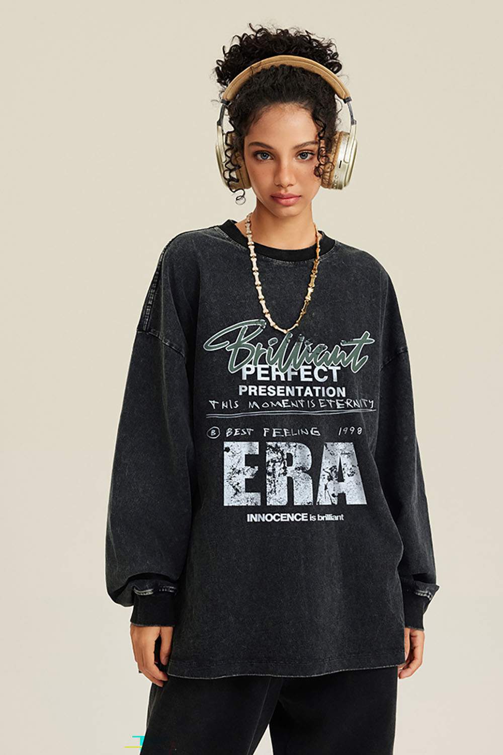 Loose Washed Small Neck Letter Long Sleeve T-Shirt