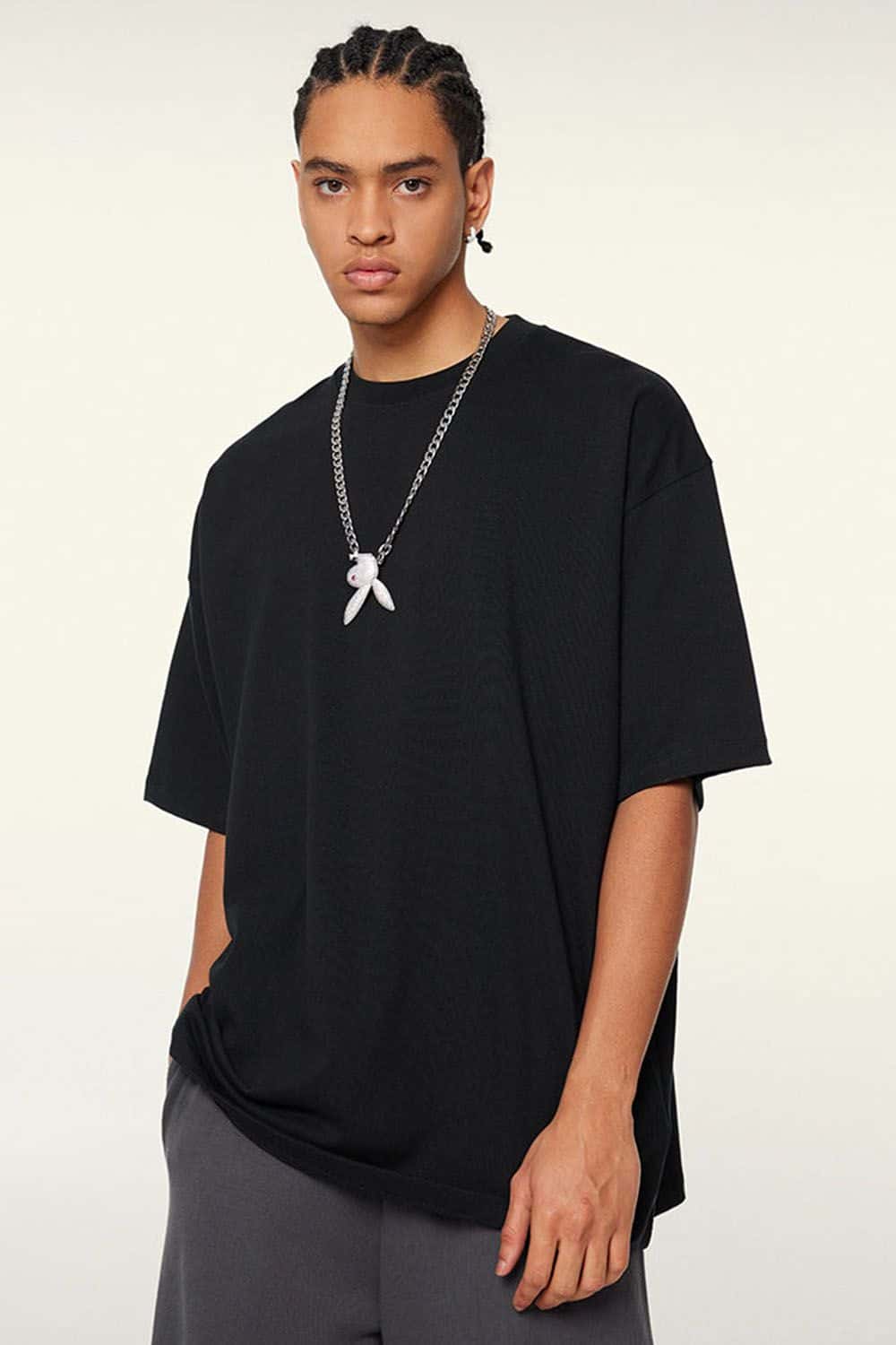 Vintage-Wash Heavyweight Cotton Oversized Crew-Neck T-Shirt in Black - front product view