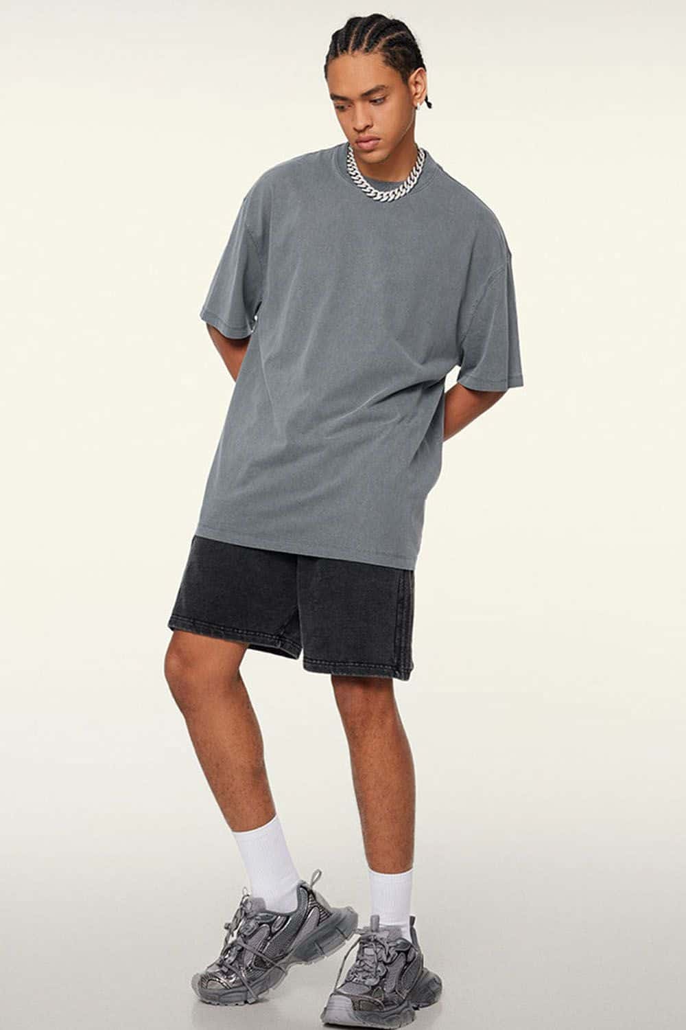 Vintage-Wash Heavyweight Cotton Oversized Crew-Neck T-Shirt in Grayish Blue - full-length front modeled view