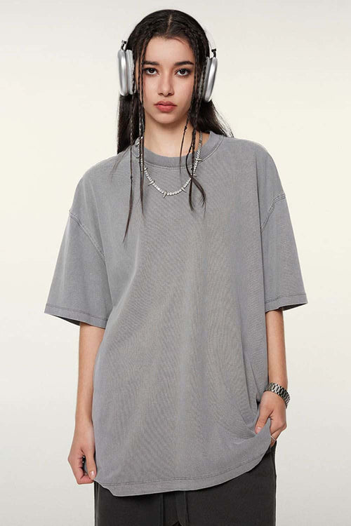 Vintage-Wash Heavyweight Cotton Oversized Crew-Neck T-Shirt in Medium Gray - front modeled view