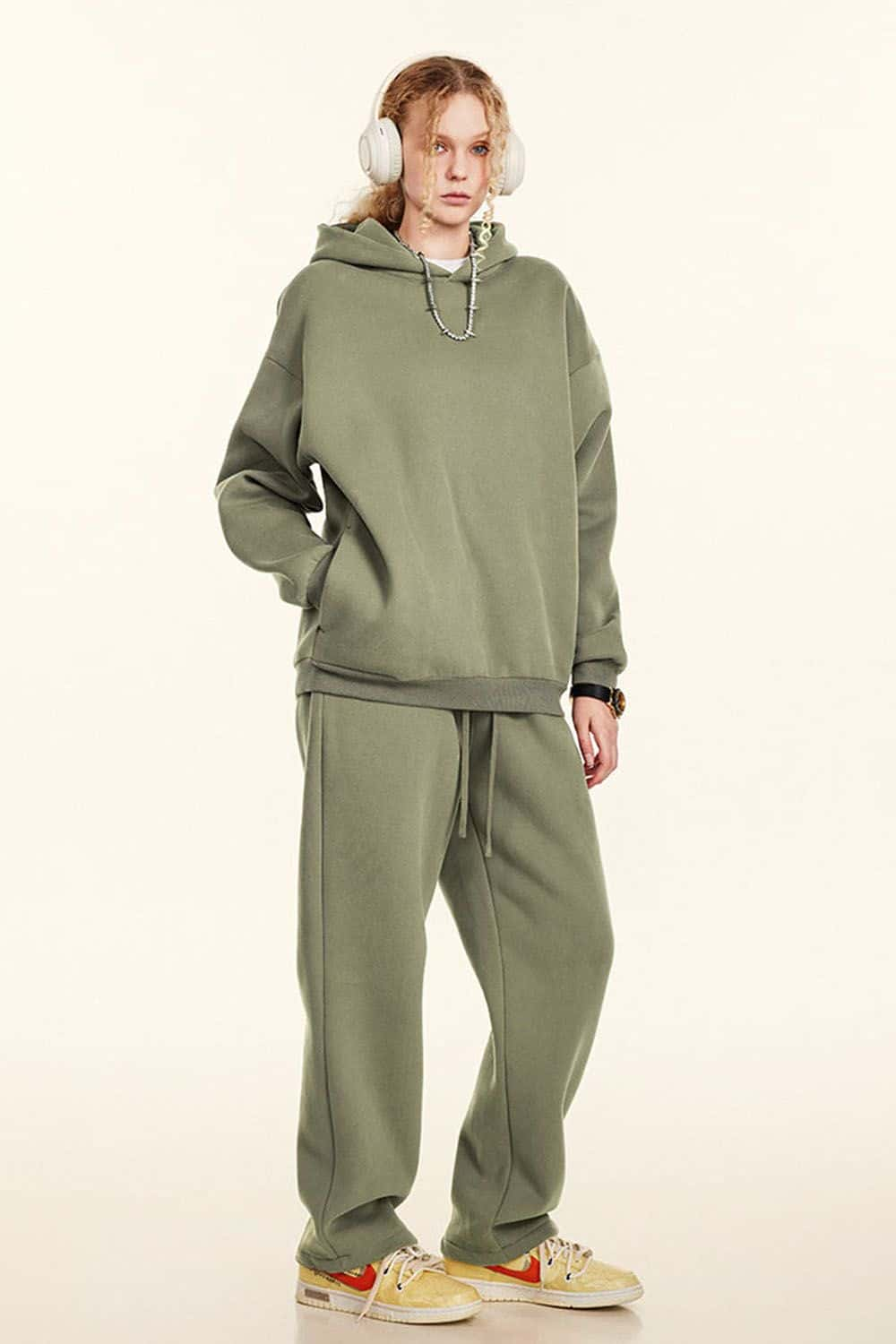 Loose Fleece-Lined Sports Hoodie with Invisible Zipper