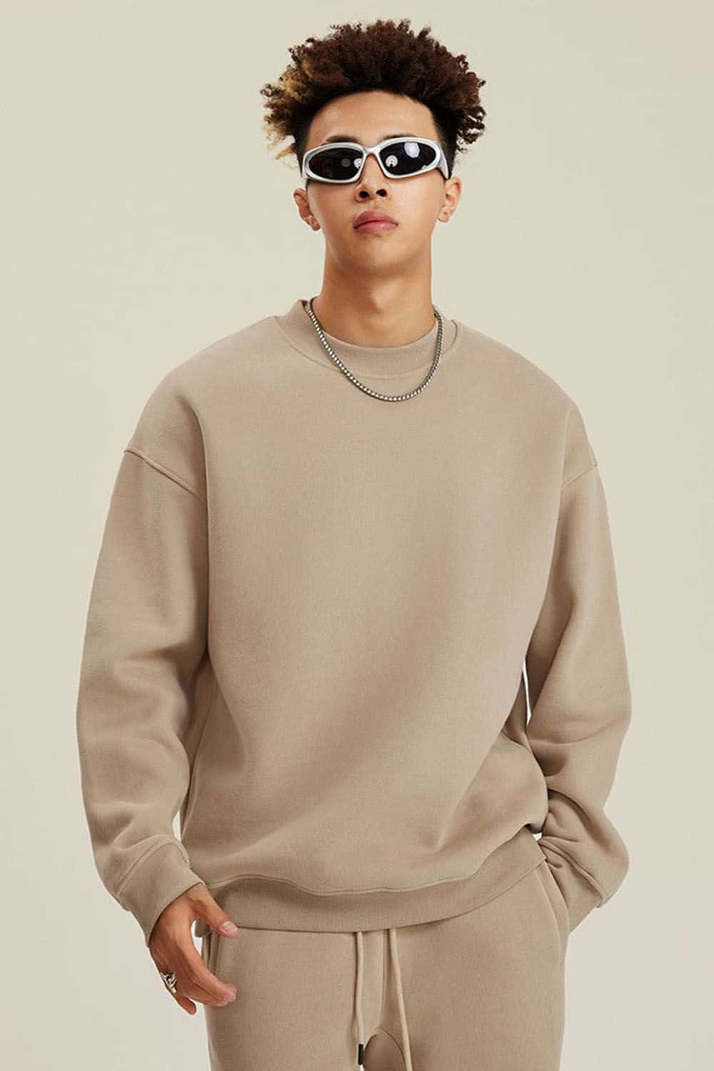 Fleece-Lined Casual Crew Neck Sweatshirt in Solid Color