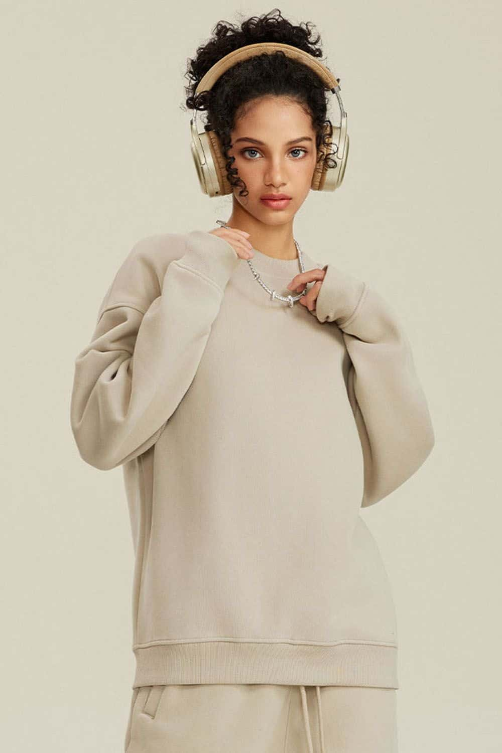 Fleece-Lined Casual Crew Neck Sweatshirt in Solid Color