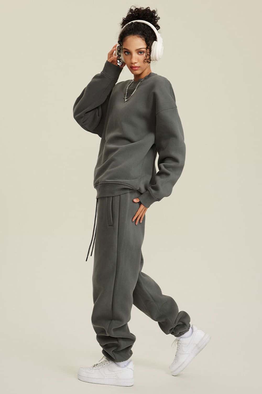 Heavyweight Brushed Fleece Relaxed Crew-Neck Sweatshirt in Gray Brown - full-length front modeled view