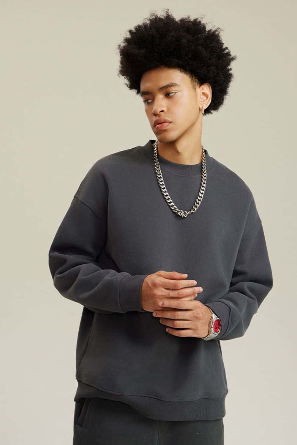 Heavyweight Brushed Fleece Relaxed Crew-Neck Sweatshirt in Medium Gray - front modeled view