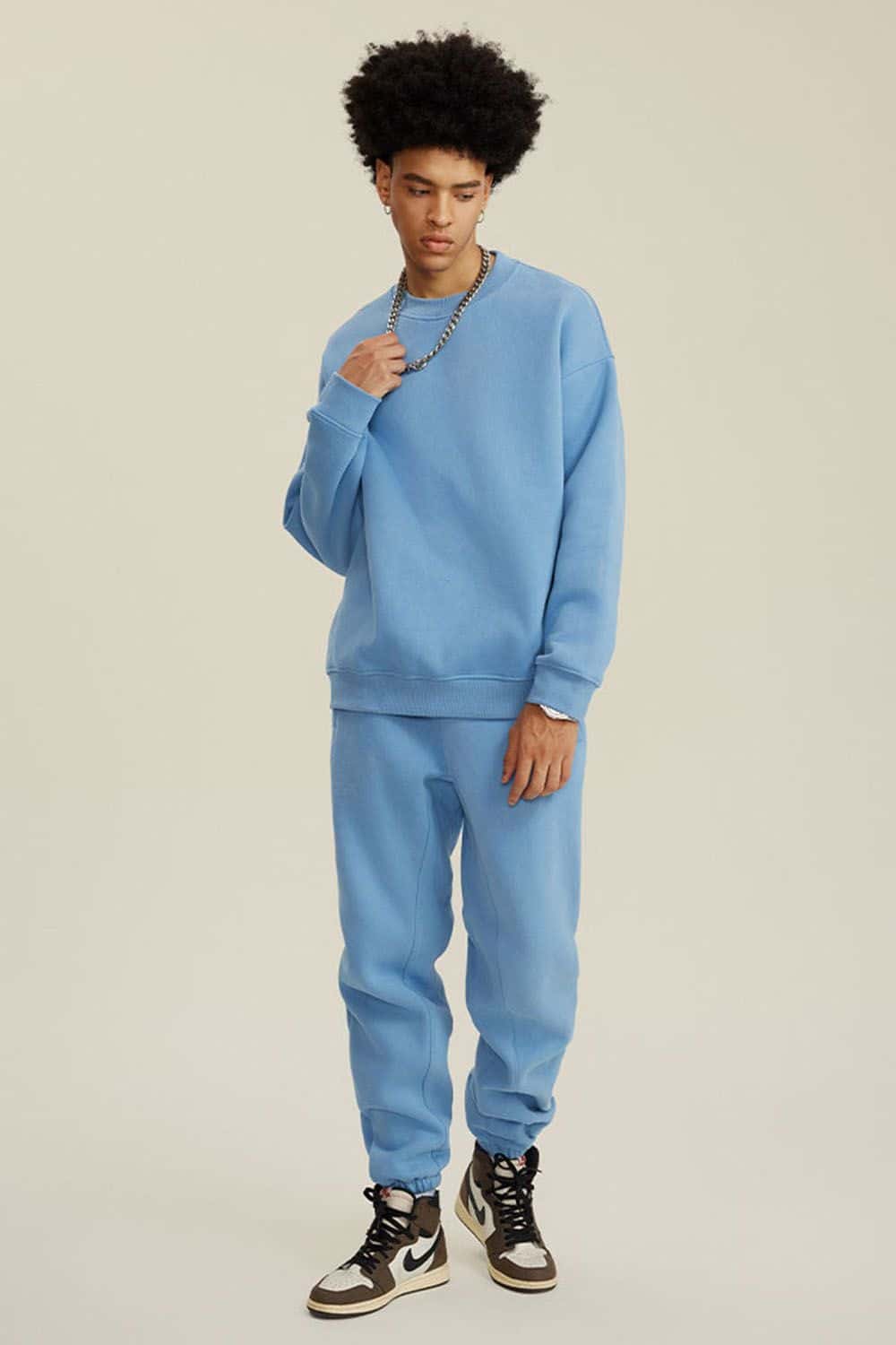 Heavyweight Brushed Fleece Relaxed Crew-Neck Sweatshirt in Smalt - full-length front modeled view