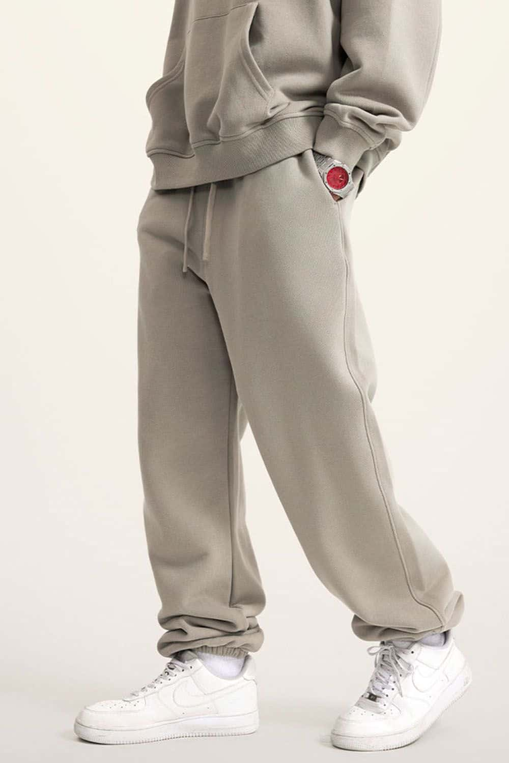 Loose-Fit Fleece-Lined Jogger Sweatpants