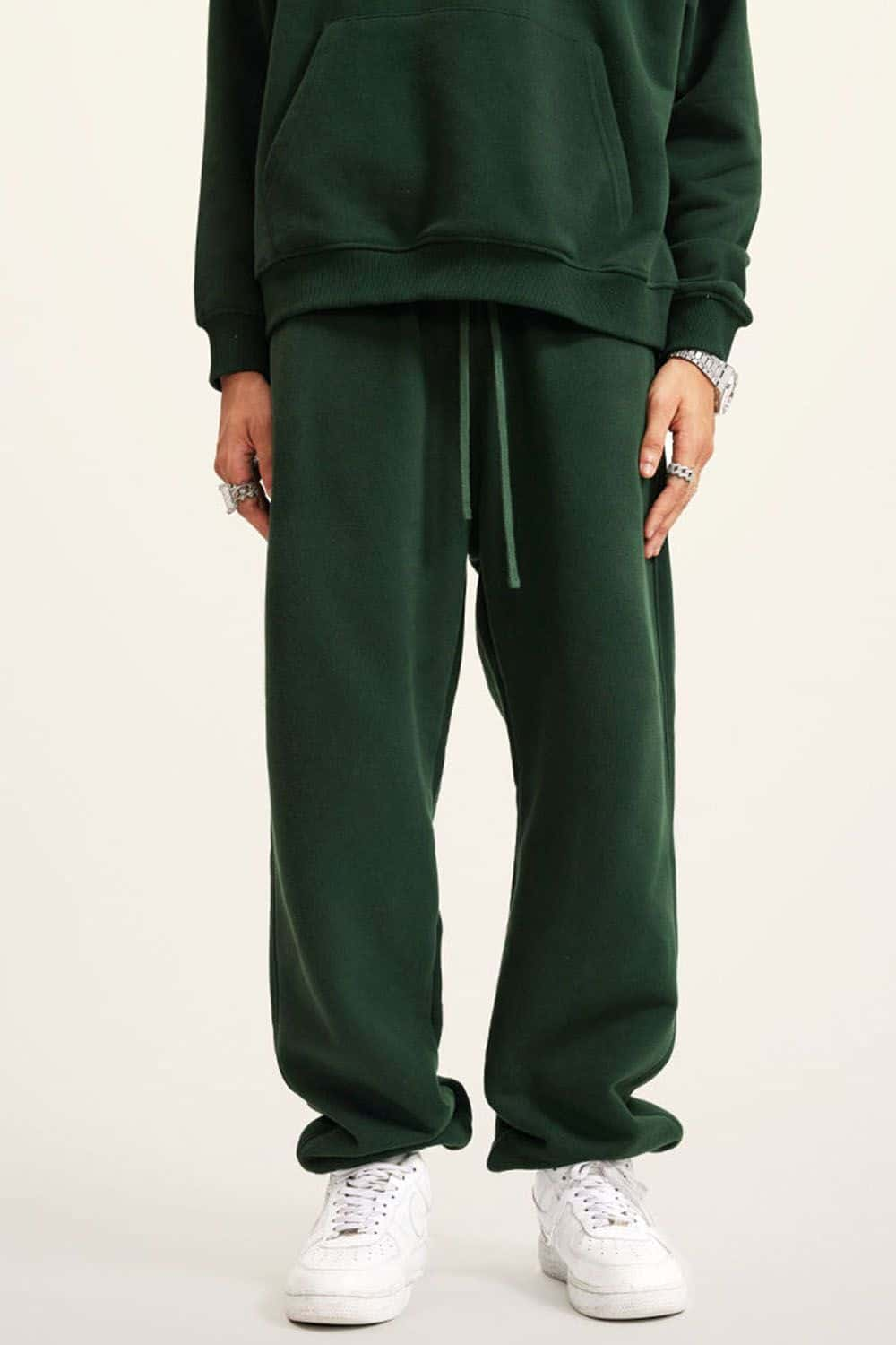 Loose-Fit Fleece-Lined Jogger Sweatpants