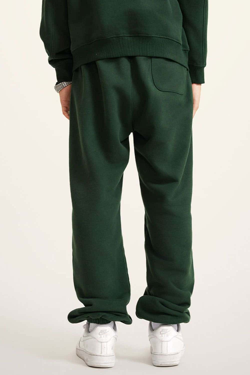 Loose-Fit Fleece-Lined Jogger Sweatpants