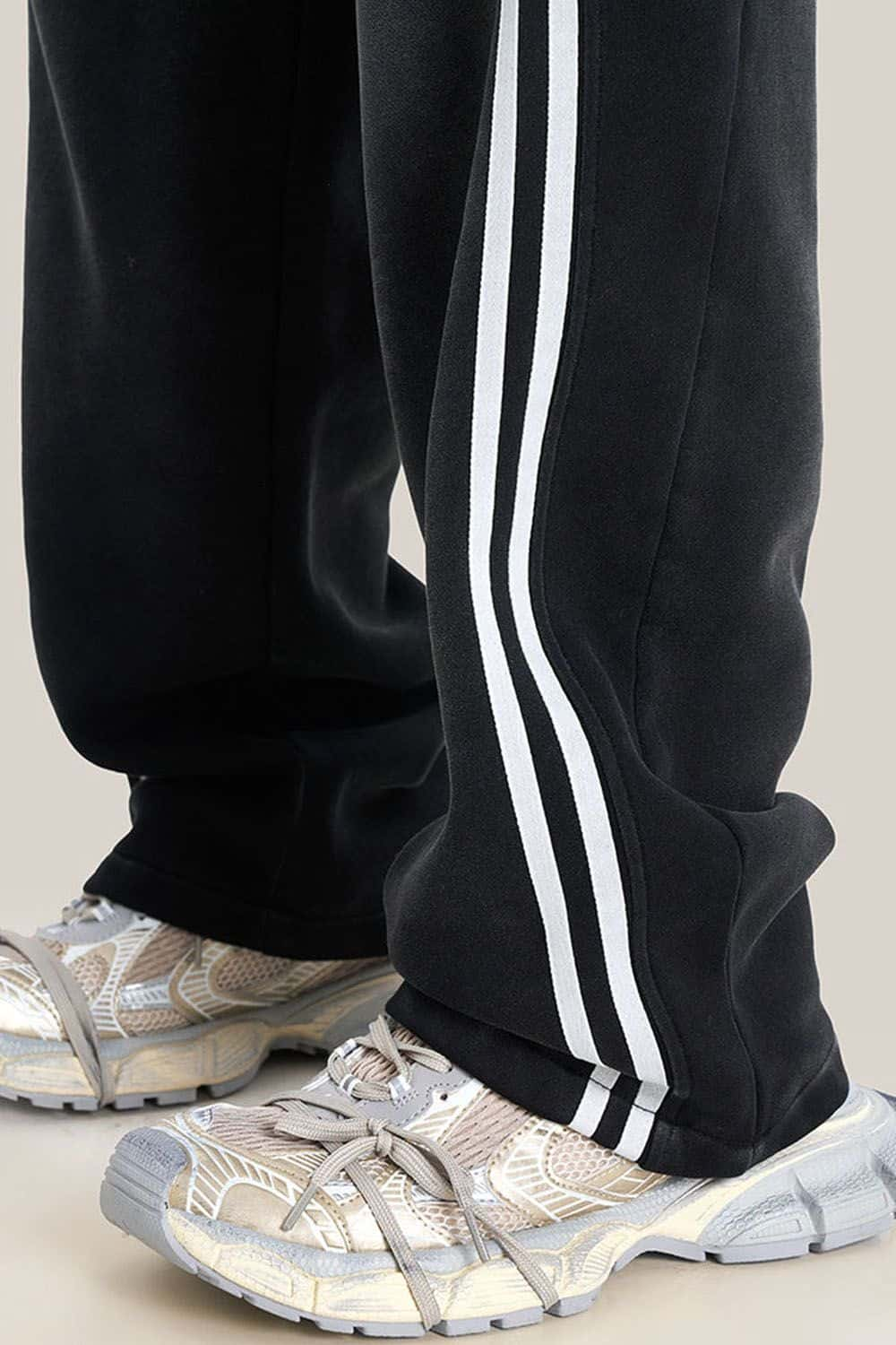 Streetwear Fleece-Lined Wide Leg Track Pants with Stripe Detail