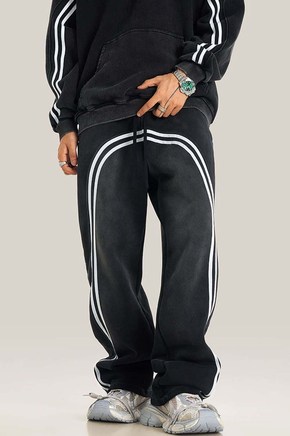 Streetwear Fleece-Lined Wide Leg Track Pants with Stripe Detail