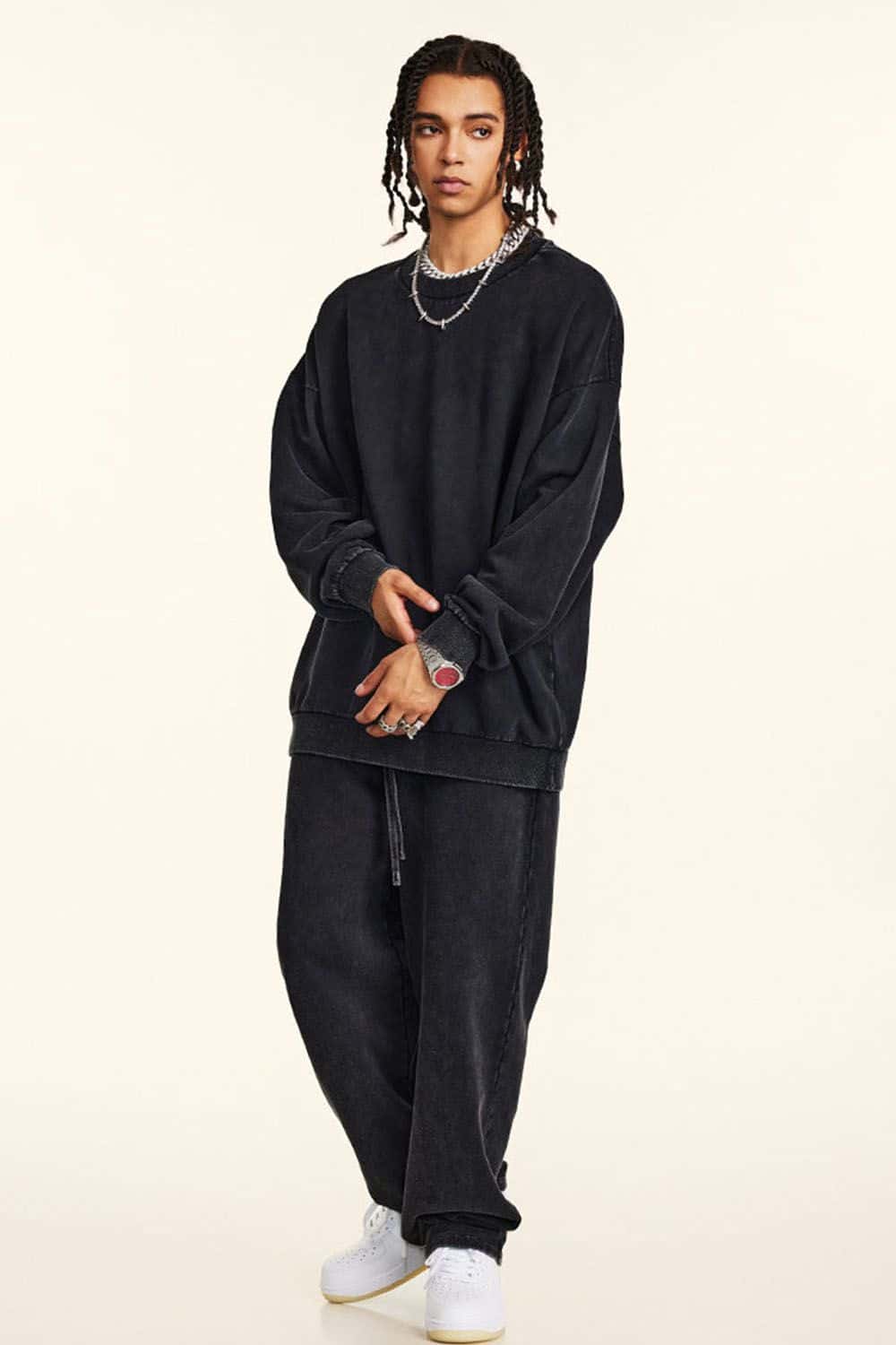 Loose Silhouette Washed Crew Neck Sweatshirt