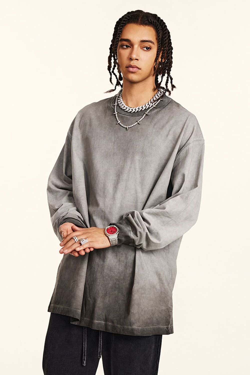 High-Street Distressed Long-Sleeve Oversized T-Shirt with Water Wash Finish