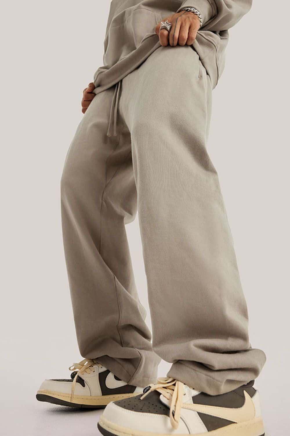 Heavyweight Loose-Fit Athletic Sweatpants in Pure White